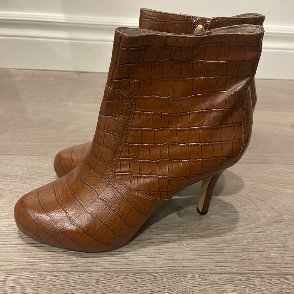 Rockport booties